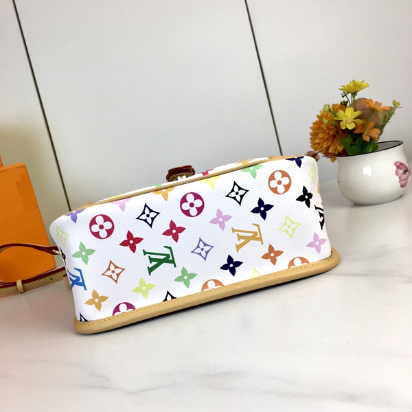 ルイヴィトンバッグ角部分ディテール